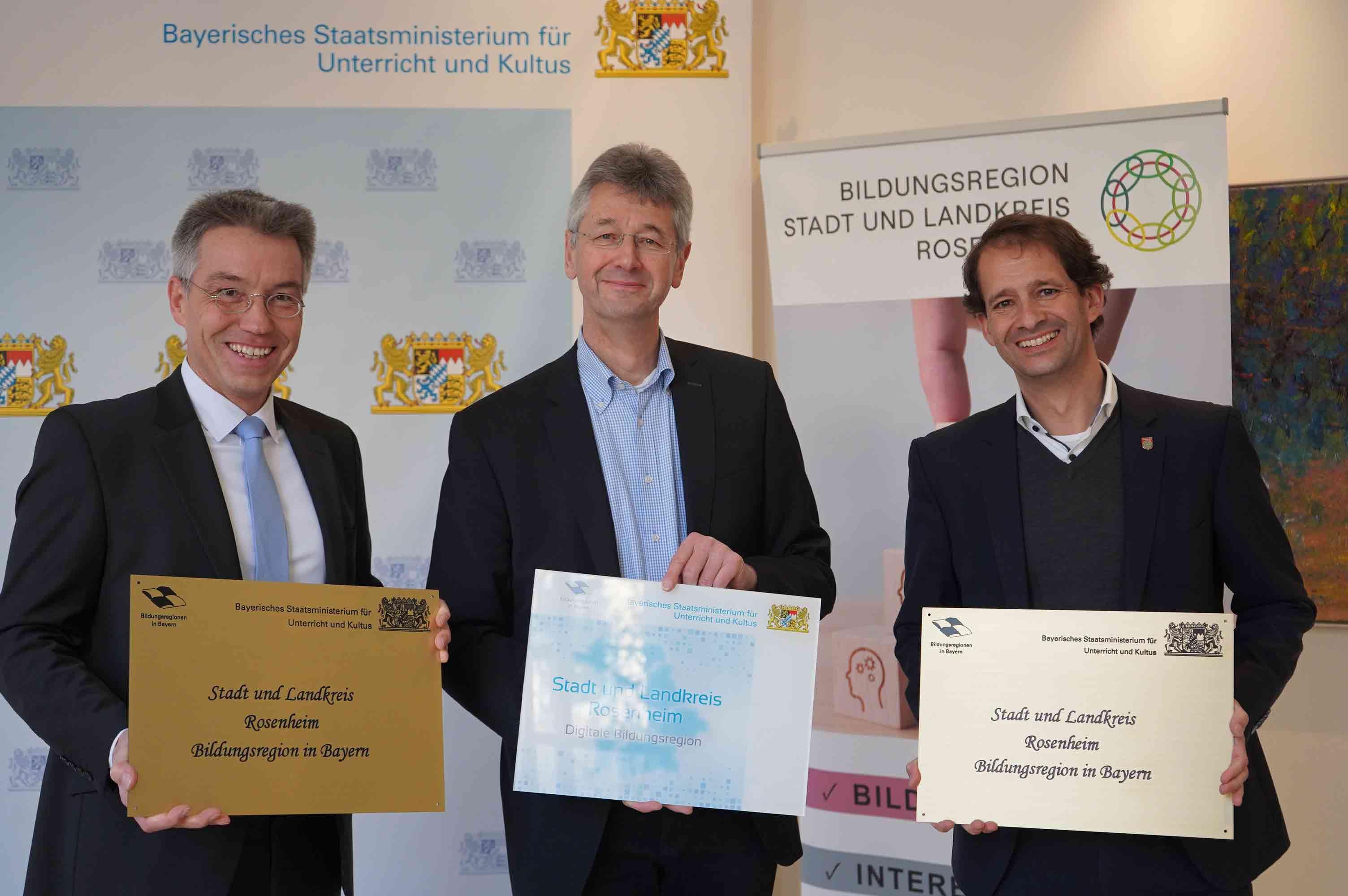 Zukunftssicher aufgestellt: Stadt und Landkreis Rosenheim werden "(Digitale) Bildungsregion"