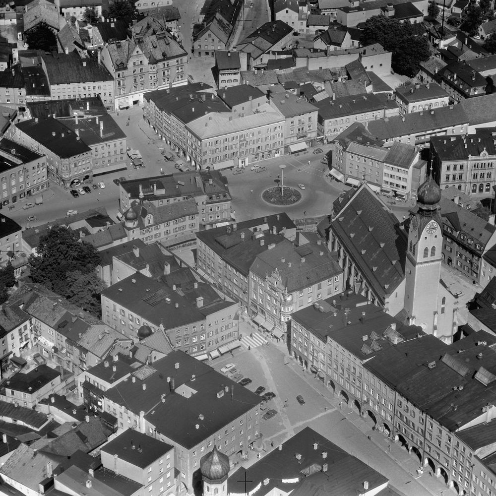Gemeinsam Geschichte schreiben: Wie Familien mit #CrowdsourcingRosenheim die Stadtgeschichte lebendig machen