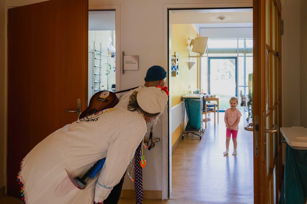 KlinikClowns erleichtern Kinder Krankenhausaufenthalte maßgeblich