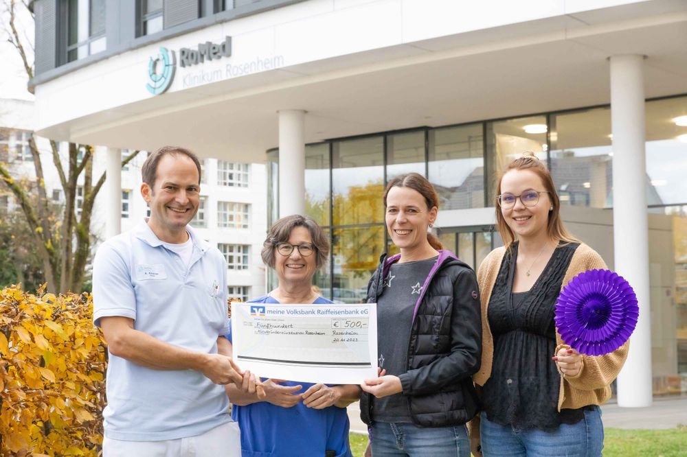 Frauenbund Vagen überreicht Spende an die RoMed Kinderintensivstation