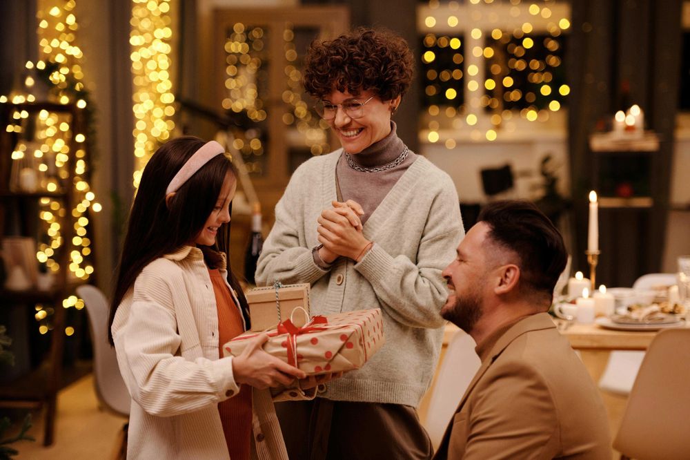 Weihnachten mit getrennten Eltern: So gelingt das Fest der Liebe trotz Trennung