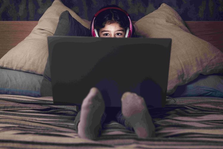 Sextortion: Wenn Erpressung digital wird – Was Eltern wissen müssen