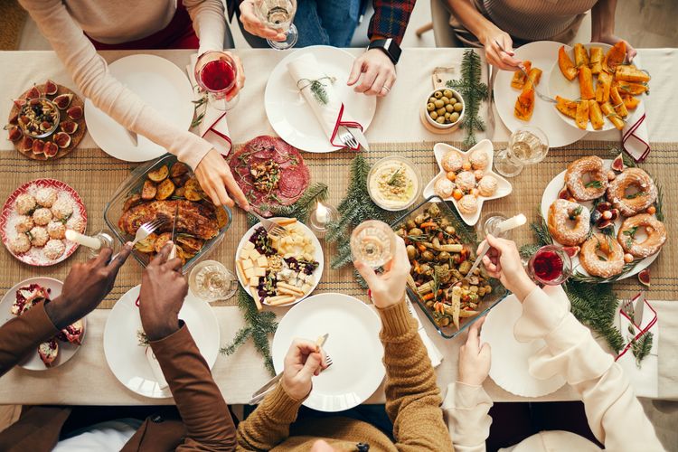 Zu viel gekocht, zu viel gekauft: Lebensmittelverschwendung an Weihnachten vermeiden