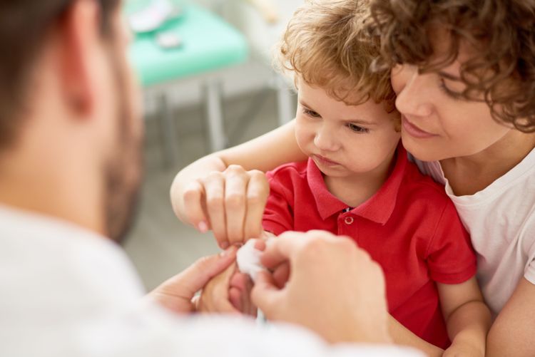 Frühe Vorsorge für Kinderaugen