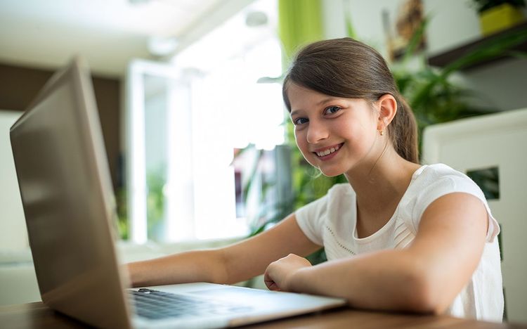 Schulschließungen: Kostenloses virtuelles Lernmaterial auf openHPI zur freien Verfügung