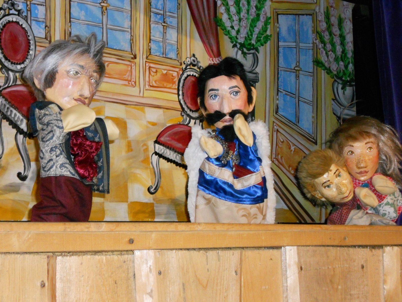 Bauer Sepps Märchenbühne spielt Bauer Sepp und der Märchenkönig – Bild 1 von 2