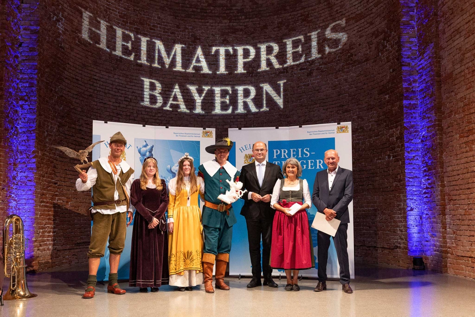 Heimatpreis-2-©-StMFH-Christian-Blaschka-_online.jpg