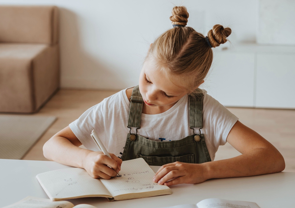 Kind_zum_lernen_motivieren_pexels-olia-danilevich-online.jpg