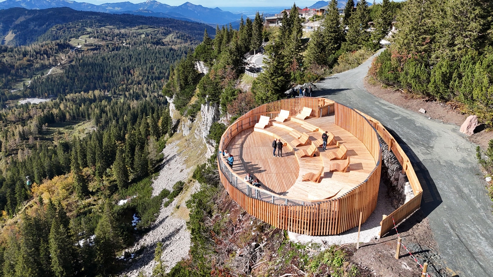 Panorama_Muschel_TriassicPark_c)Bergbahn_Steinplatte (1).jpg