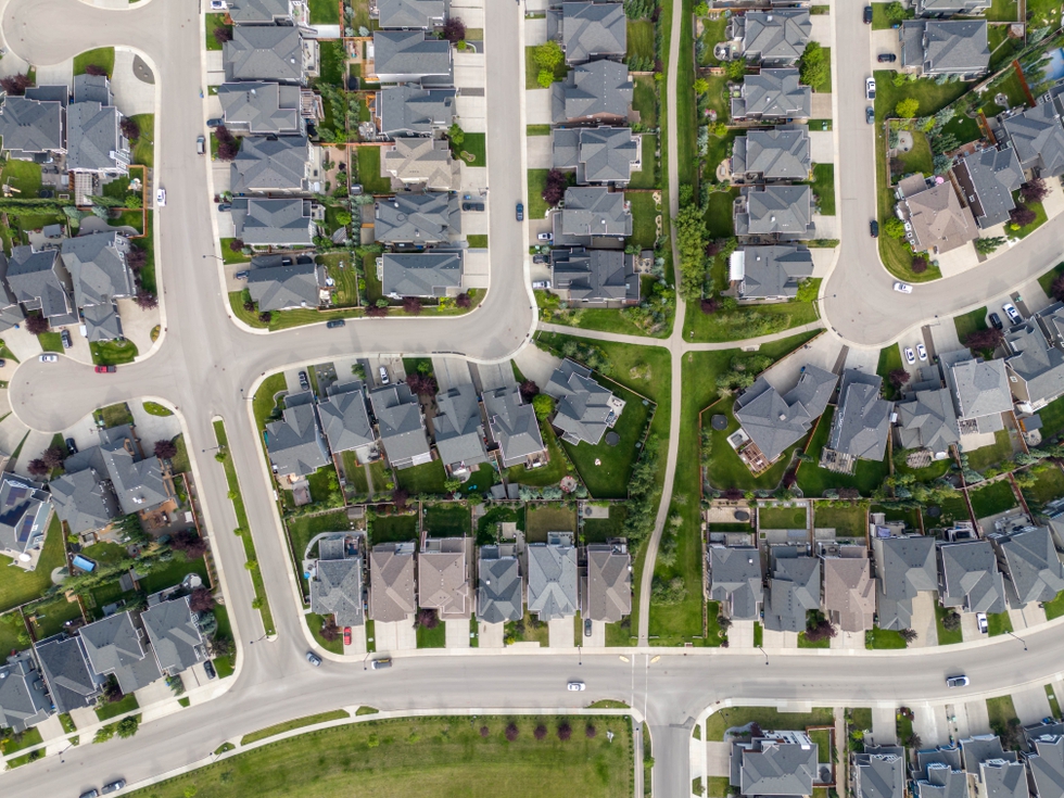 Aerial_View_Of_Suburban_Homes_original_3854277.jpg
