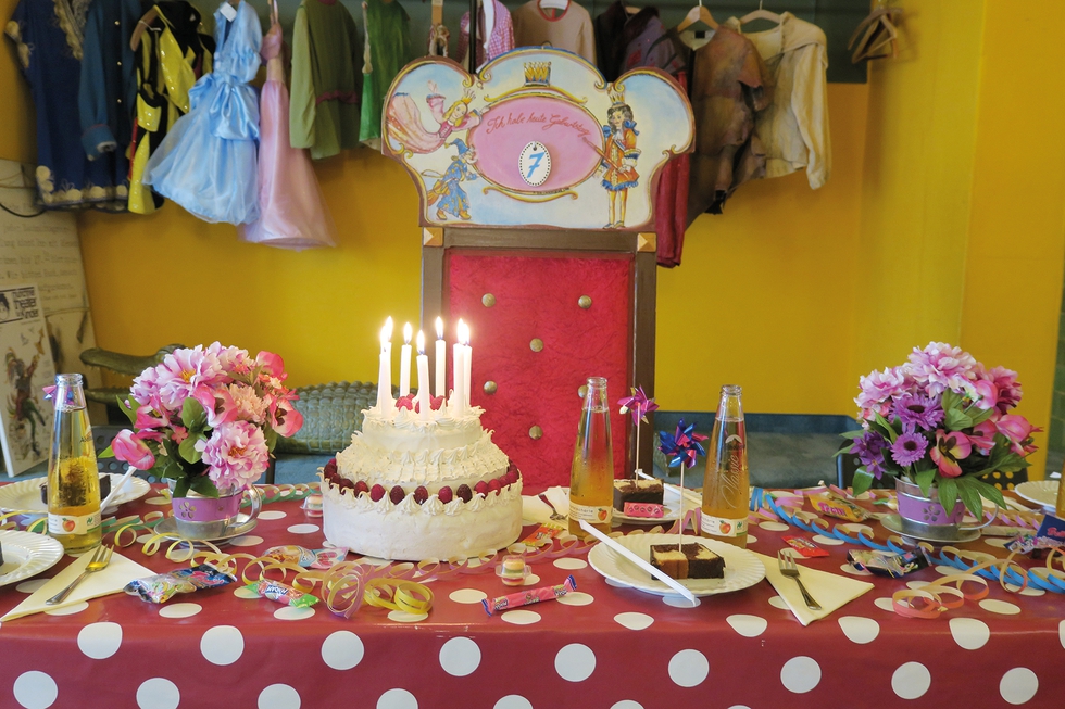 Geburtstagstisch_1.JPG